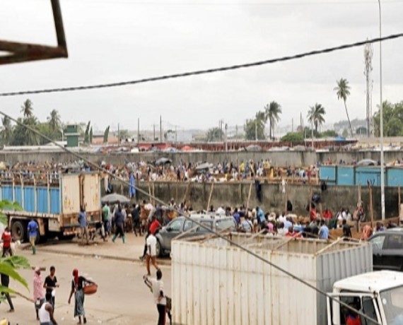 Une opération de déguerpissement et d’assainissement lancée au quartier abattoir de Port Bouët