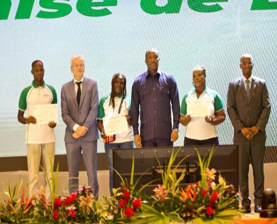 Développement de la chaîne de valeur palmier à huile : le Programme palmier ivoire (PPI) officiellement lancé