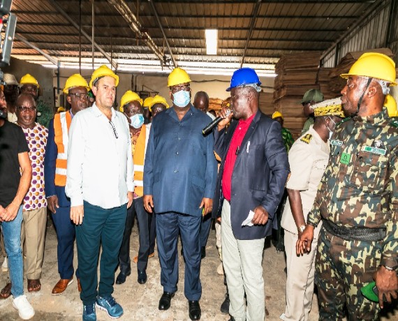 Exportation et commercialisation de bois : en visite de travail à Agboville, Laurent Tchagba insiste sur l'importance de la réglementation forestière