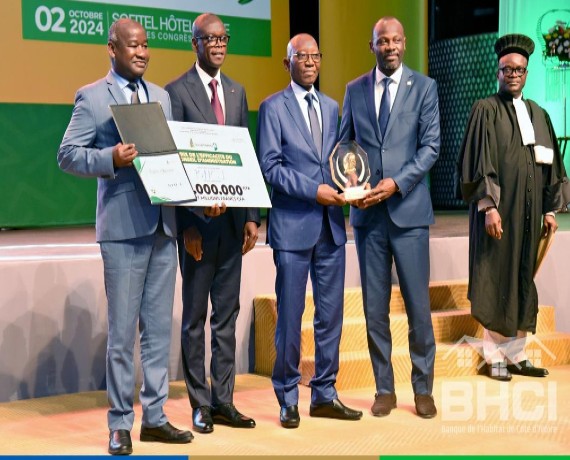 Prix d’excellence de la gouvernance des entreprises publiques : le conseil d’administration de la Banque de l’habitat de Côte d’Ivoire récompensé