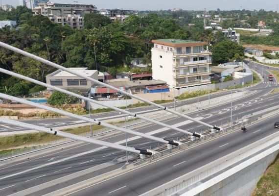 pont alassane ouattara : le ministre amédé koffi kouakou annonce la fermeture pour des travaux de nettoyage, pendant quatre week-ends