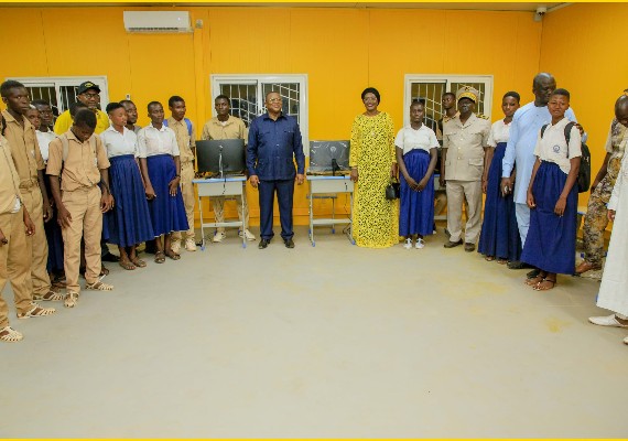 Promotion de l'économie numérique en Côte d'Ivoire : une compagnie de téléphonie offre une salle Multimédia à la localité de Koni à Korogho