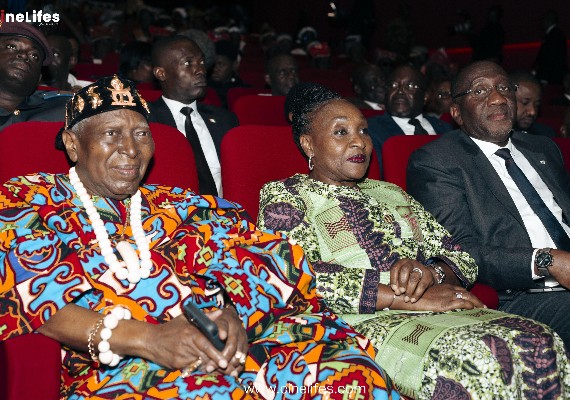 Promotion des alliances interethniques : la ministre-gouverneur Raymonde Goudou-Coffi satisfaite après  la diffusion du film Toukpè