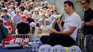USA/Utah : Charlie Kirk abattu, les enquêteurs sur la piste d’un tireur encore introuvable