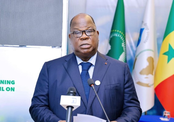 14e session de l’AMCOW: le ministre Laurent Tchagba satisfait de sa mission au Sénégal