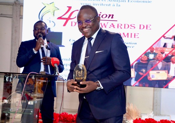 4e édition des Awards de l’Économie : Cheick Aboubakar Koné remporte le Super Prix Or