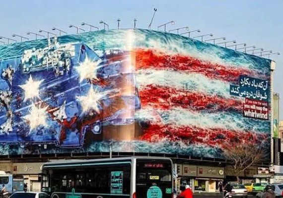 Iran–États-Unis : Téhéran met en garde contre toute intervention américaine