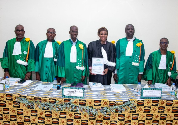 Soutenance de thèse : Awa Touré démontre le rôle clé du langage au Port d’Abidjan