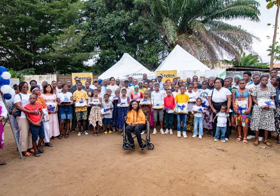 Remise de prises en charge scolaires : une Holding soulage 60 familles à Anono