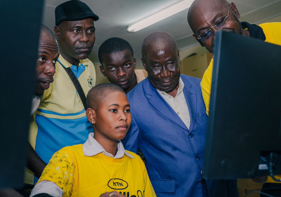 Bouaké : une compagnie de téléphonie renforce l’éducation numérique