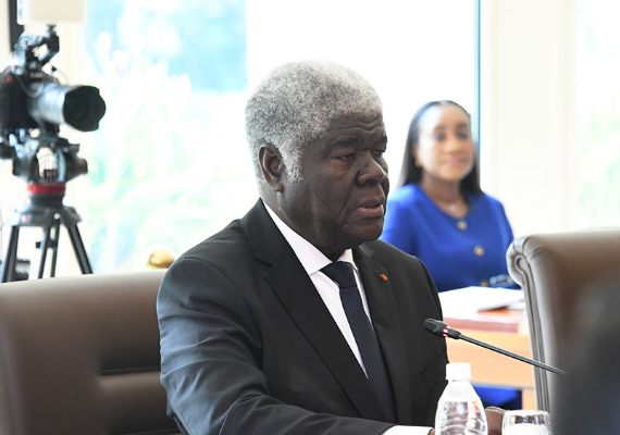 Le Premier ministre Mambé engage son gouvernement sur la rigueur et la culture des résultats pour bâtir la « Grande Côte d’Ivoire »