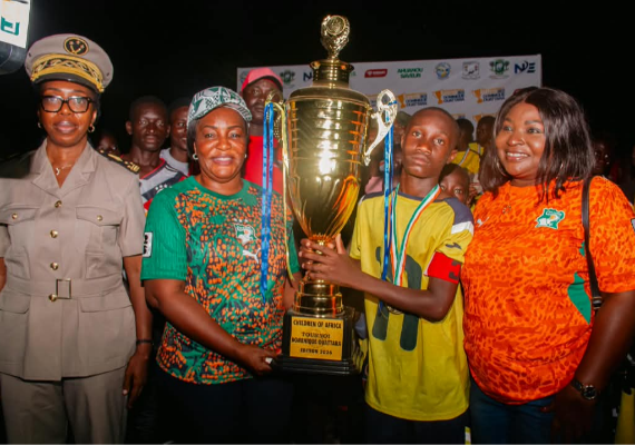 Tournoi de football doté du trophée de la première Dame Dominique Ouattara à Arrah : Kotobi FC remporte le trophée